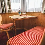 酒店 美思戈尔维尔特酒店 4*
