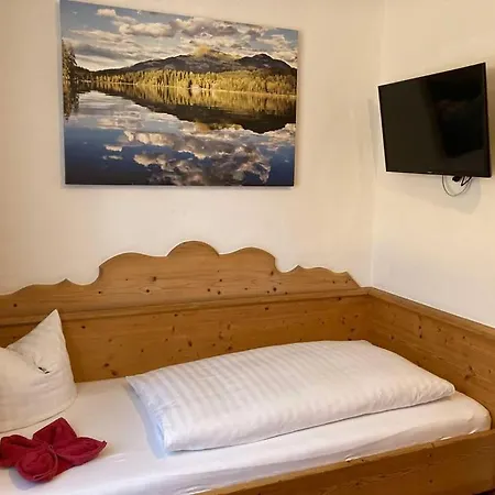 Metzgerwirt Hotel 4*